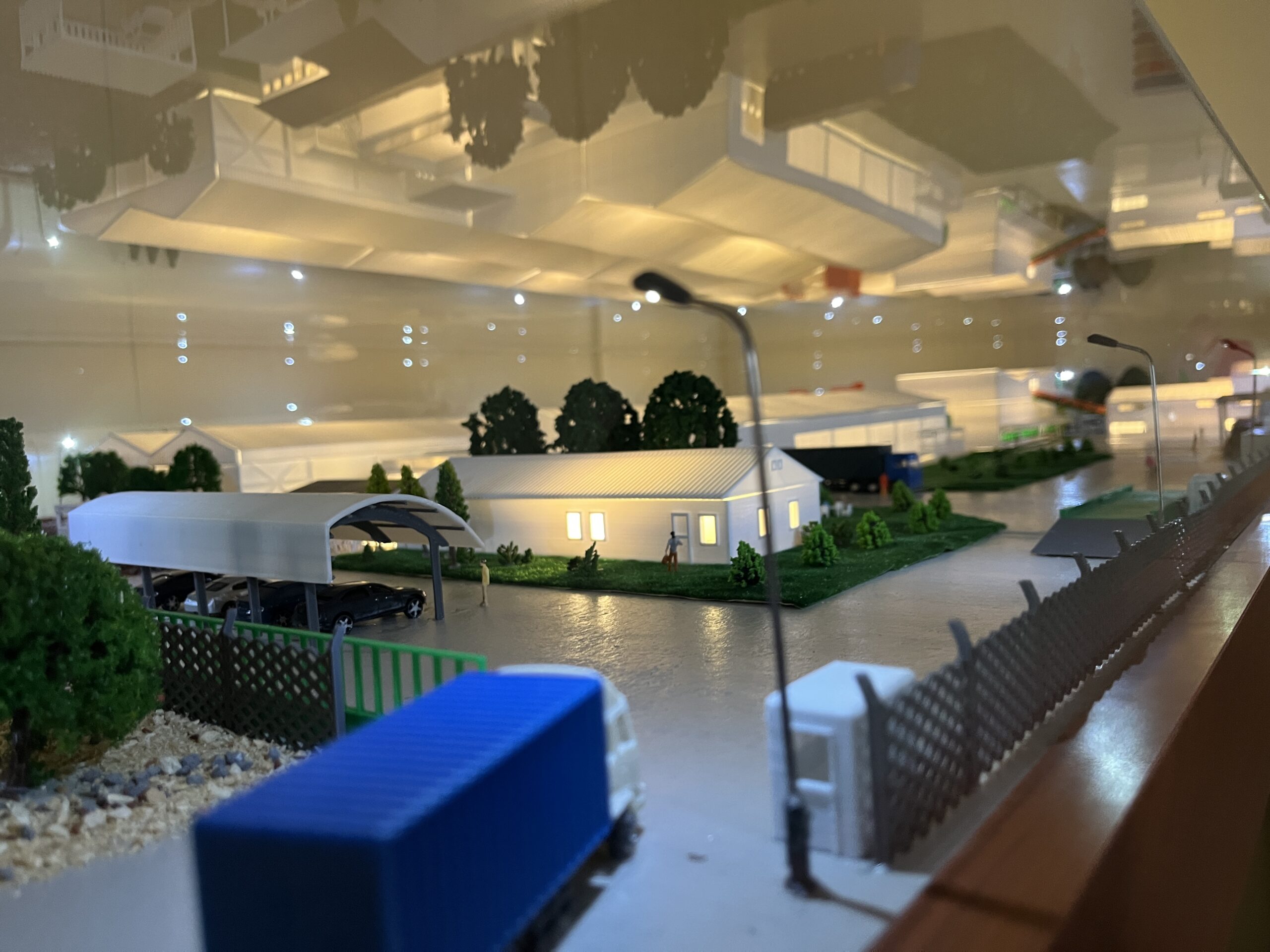 fabrika girisi scaled